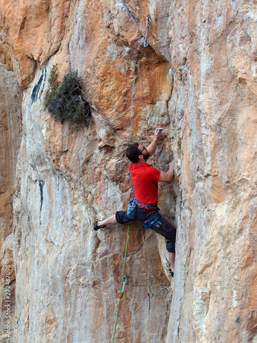 A strong rock climbing man in Turkey, Geyikbayiri çitdibi