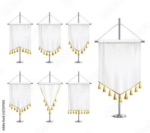 Pedestal Pennants Realistic Set 