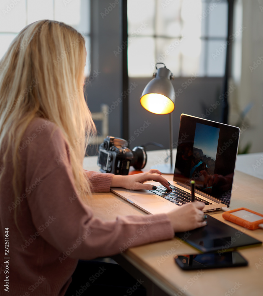 photographer working from home editing photos photographer working from home editing photos