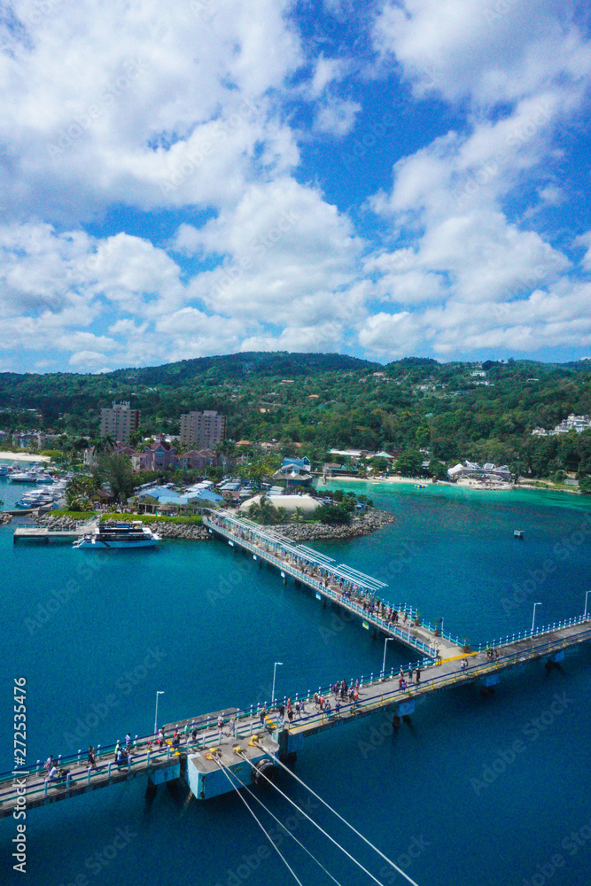 Ochios Rios Sea Port