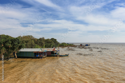Life on the water Cambodia © Venera