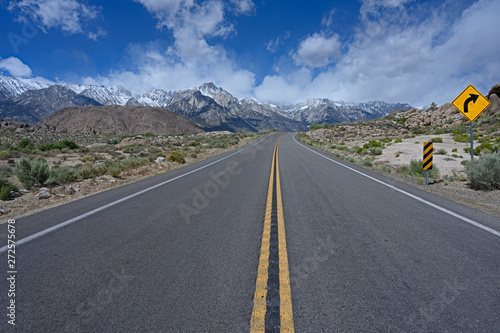 Tableau sur toile Traveling in South California around Lone Pines.