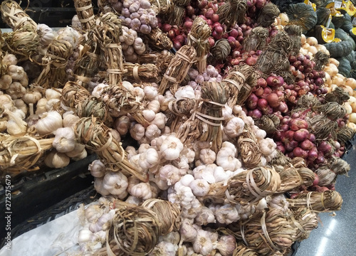 Foto The produce or The fruit and vegetable section will enlighten your supermarket