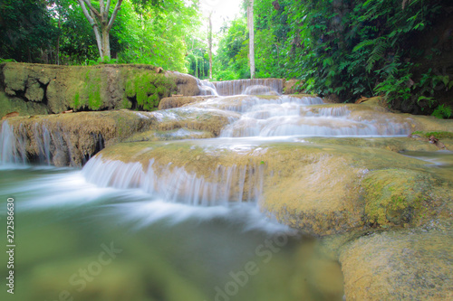 Fototapeta Naklejka Na Ścianę i Meble -  Kao Fu cascade,Ngao,LamPang province,Thailand