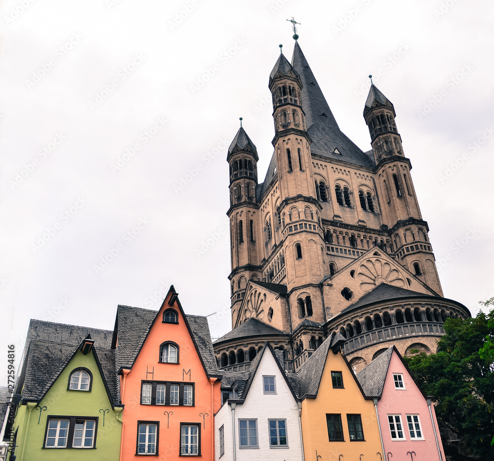 Fototapeta premium Old part of Cologne and a Great St. Martin Church
