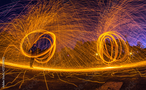 Steel wool photograph at night, long exposure photography worksh