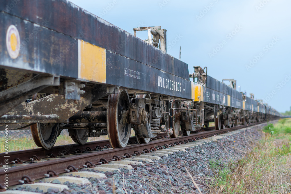 Discharged trains were left on the train tracks. Discharged trains were left on the train tracks.