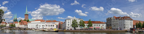 Panorama der Musikhochschule in Lübeck