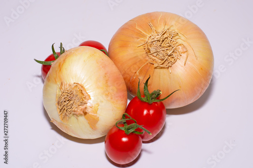 onions and tomatoes 