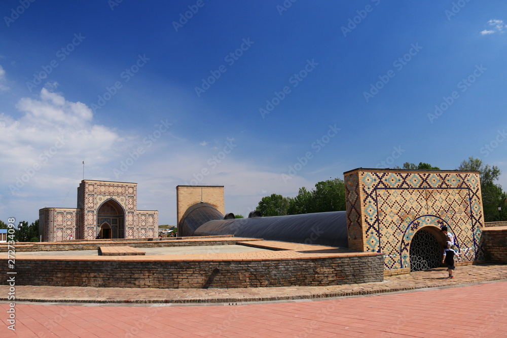 中央アジア　シルクロードの旅　ウズベキスタン　サマルカンド　ウルグベク天文台跡