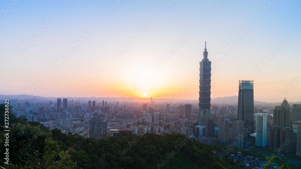 Beautiful And Cloudy Sunset View Of Taipei City Skyline