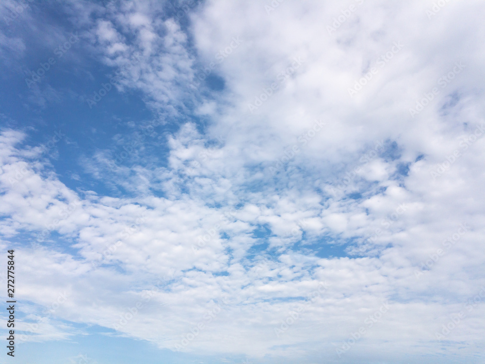 Naklejka premium morning sky, blue sky with clouds