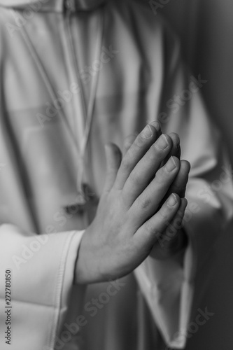 Mani che pregano © Luana