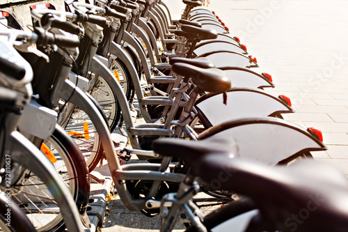 Bicycles that abreast waiting for people to travel around the city