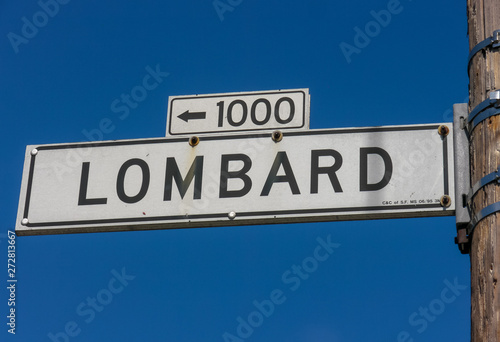 Canvas Print San Francisco, CA. Lombard Street Sign in Russian Hill