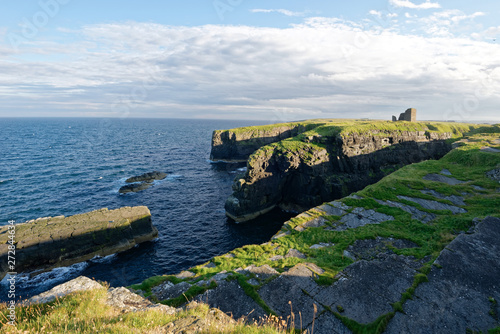 Schottland - Wick - Küste beim Wick Castle photo