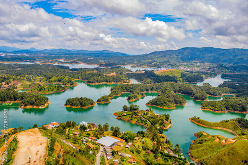 Guatapé Panorama Ausblick auf die Seen Kolumbien photo