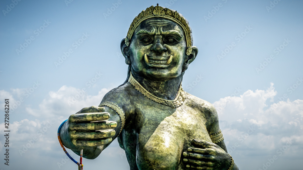 Obraz premium Giant statue on Koh Samet