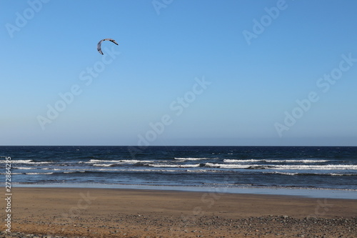 Kitesurfen auf Gran Canaria photo