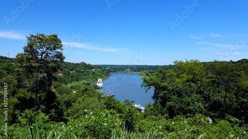 Vista de la Triple Frontera: Argentina - Brasil - Paraguay