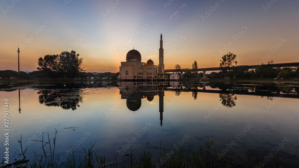 sunrise at as-salam mosque puchong, malaysia