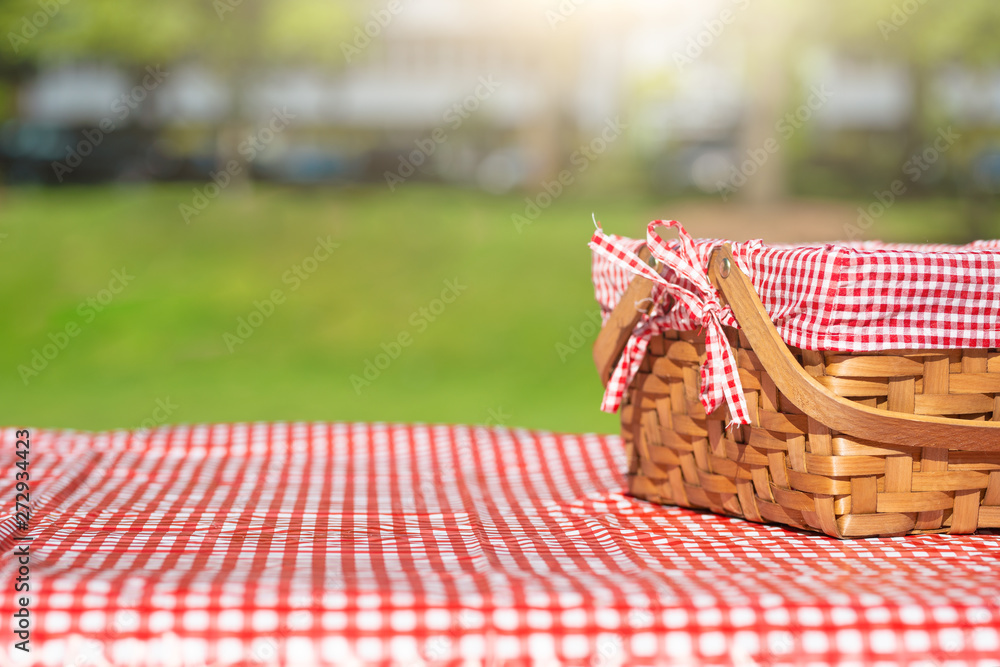 picnic basket checkered with picnic tablecloth picnic basket checkered with picnic tablecloth