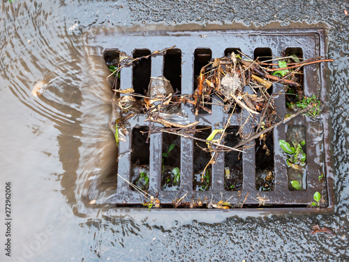 Kanalisation bei einem Unwetter