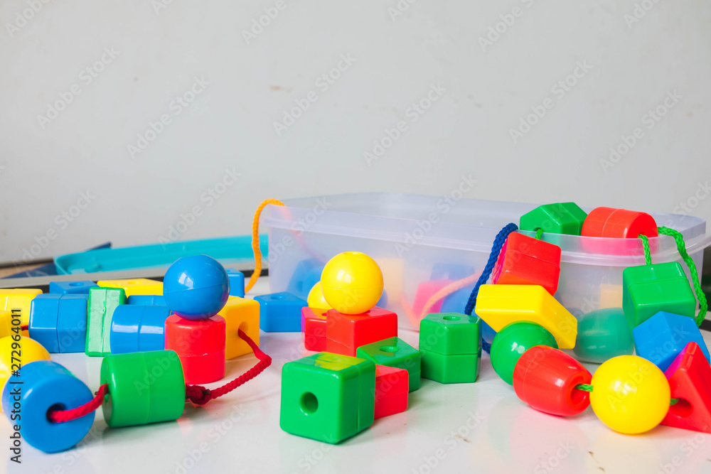 The child development brain is green, red, blue and yellow. The child development brain is green, red, blue and yellow.