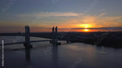 Drone coucher de soleil bordeaux