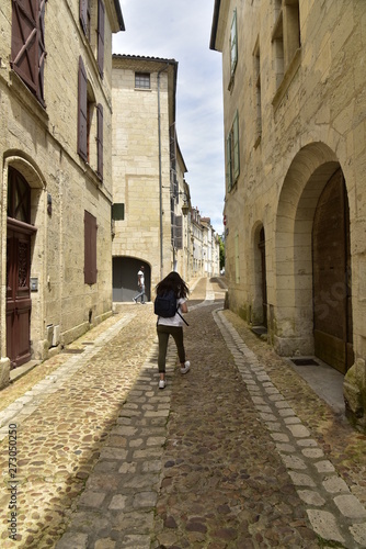 L une des rues typiques au centre historique de P  rigueux en Dordogne