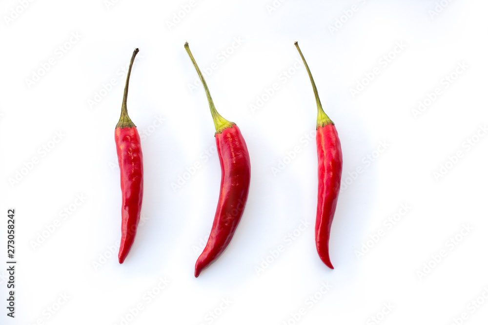 Drei Rote Chilies