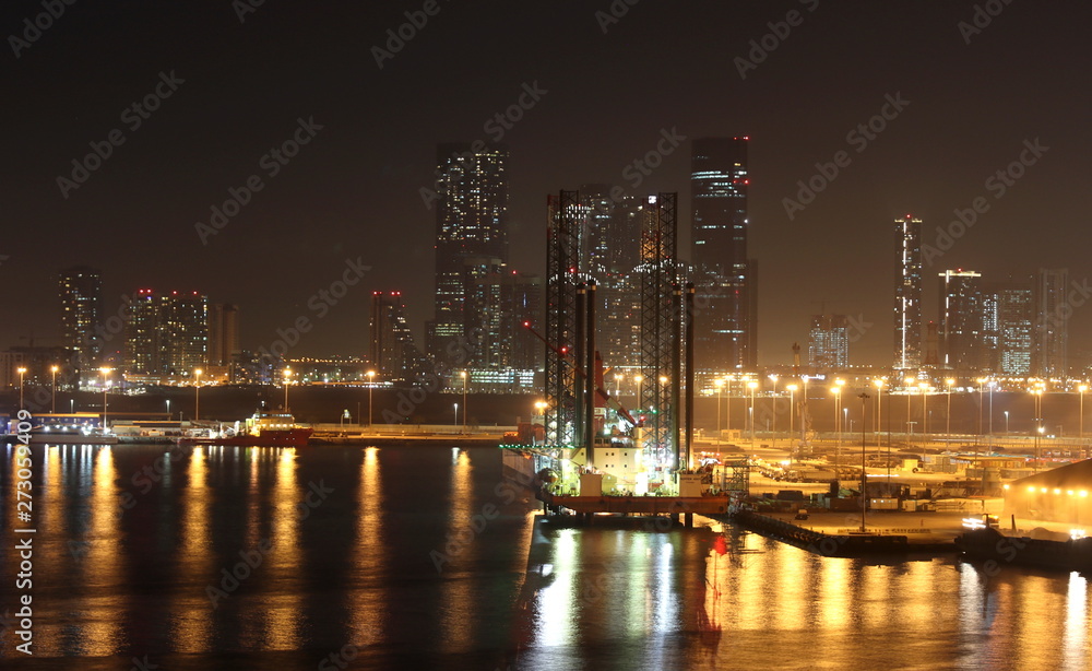 Abu Dhabi la nuit