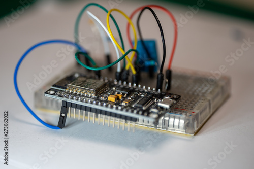 Arduino (ESP8266) electronic project with DHT11