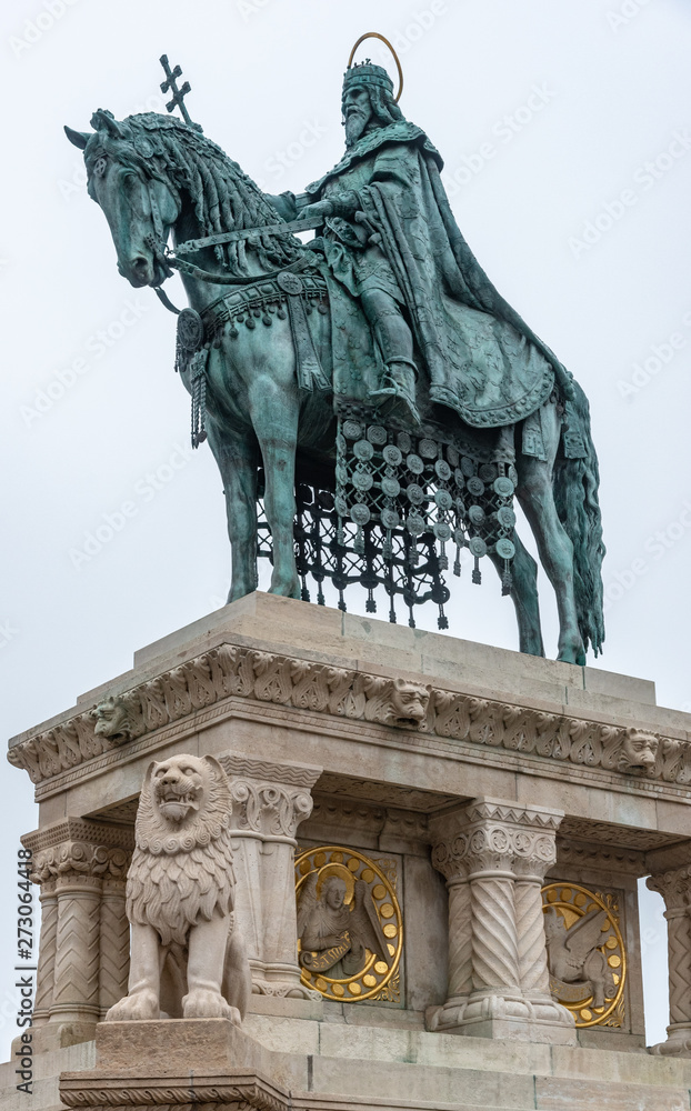 Obraz premium Fisherman's bastion - Statue