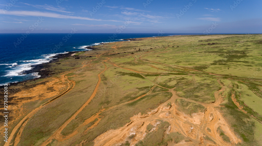 Dirt roads leading to Papakolea Beach on the Big Island of Hawaii