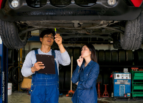 Female client having problem with engine and cost of car repair.