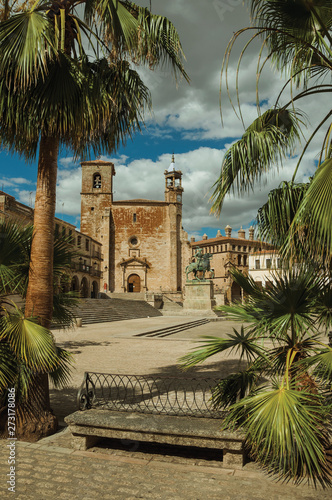 San Martin Church with Pizarro statue and palm trees at Trujillo