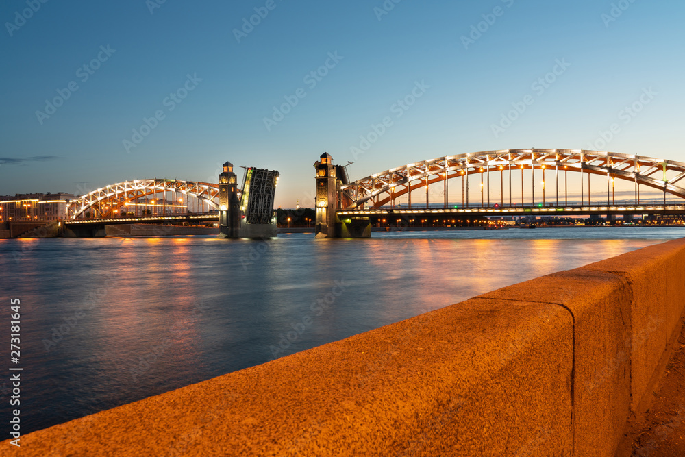 Obraz premium bridge at night