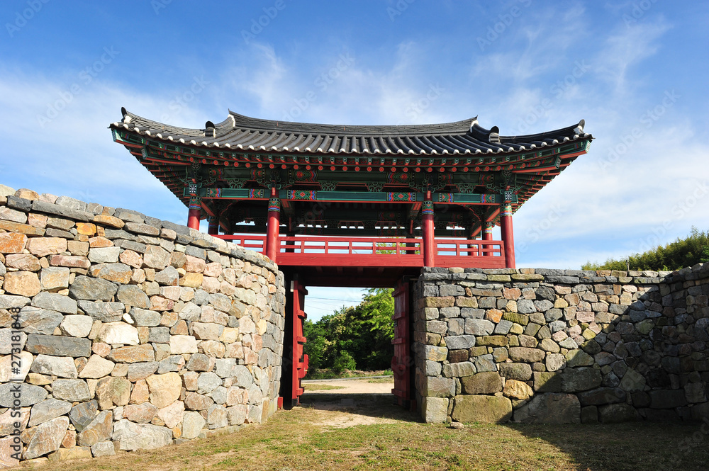 Korean historic site No.386, Janggieupseong of Goryeo Dynasty, located in the Janggi-myeon, Pohang, Gyeongsangbuk-do, South Korea. It was filmed on June 13, 2019. Korean historic site No.386, Janggieupseong of Goryeo Dynasty, located in the Janggi-myeon, Pohang, Gyeongsangbuk-do, South Korea. It was filmed on June 13, 2019.