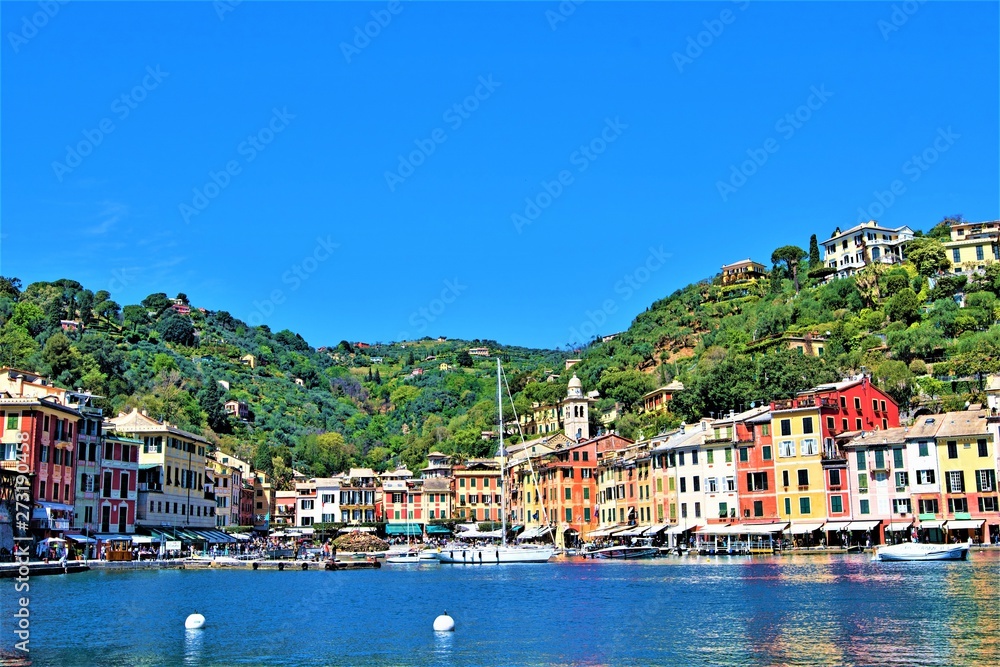 Fototapeta premium Panoramic view of Portofino Harbour, Liguria, Italy