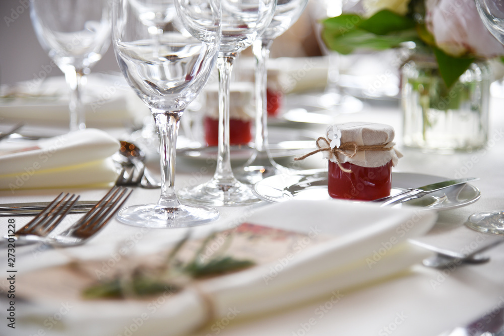 Gedeckter Tisch Gedeckter Tisch
