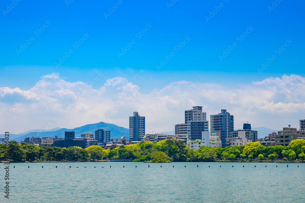 Obraz premium 初夏の大濠公園