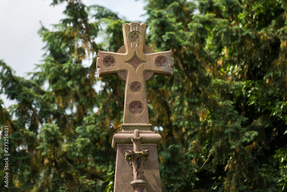 Friedhof, Kirche, Statue Friedhof, Kirche, Statue
