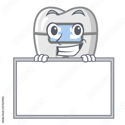 Grinning with board braces in the character gear box