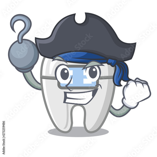 Pirate braces in the character gear box