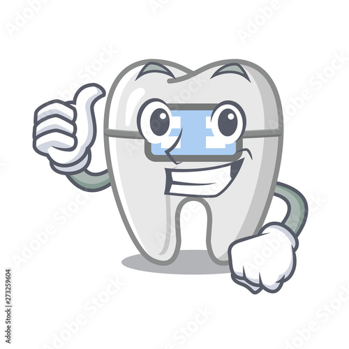 Thumbs up braces isolated with in the cartoon
