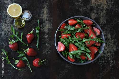 Healthy summer salad strawberry arugula. Dietary strawberry salad. Keto diet salad. Vegan food.