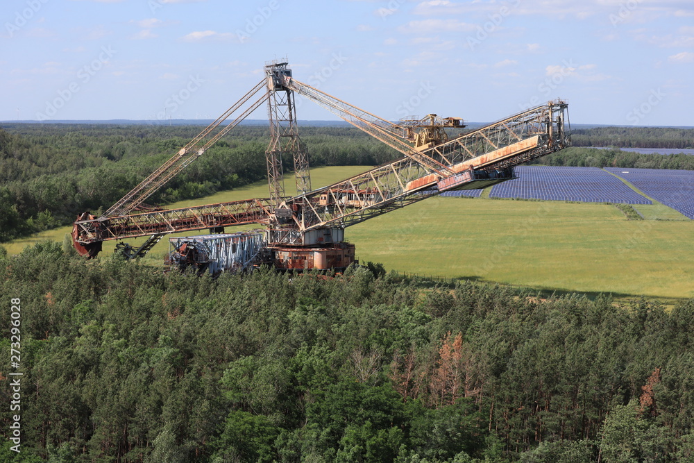 Ausgedienter Schaufelradbagger in der Lausitz Ausgedienter Schaufelradbagger in der Lausitz