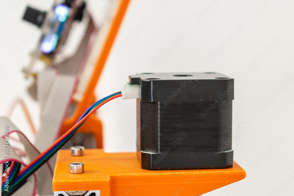 Stepping motor on a kit do it yourself 3d printer Stepping motor on a kit do it yourself 3d printer