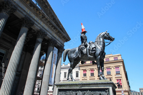 Glasgow Icon Gallery of `Modern Art and Duke of Wellington with cone photo